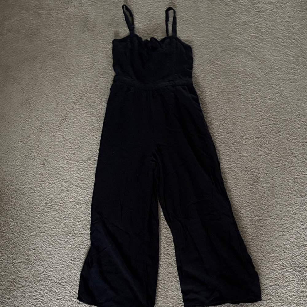 Hollister Size XS Black Capri Black Lightweight Jumper